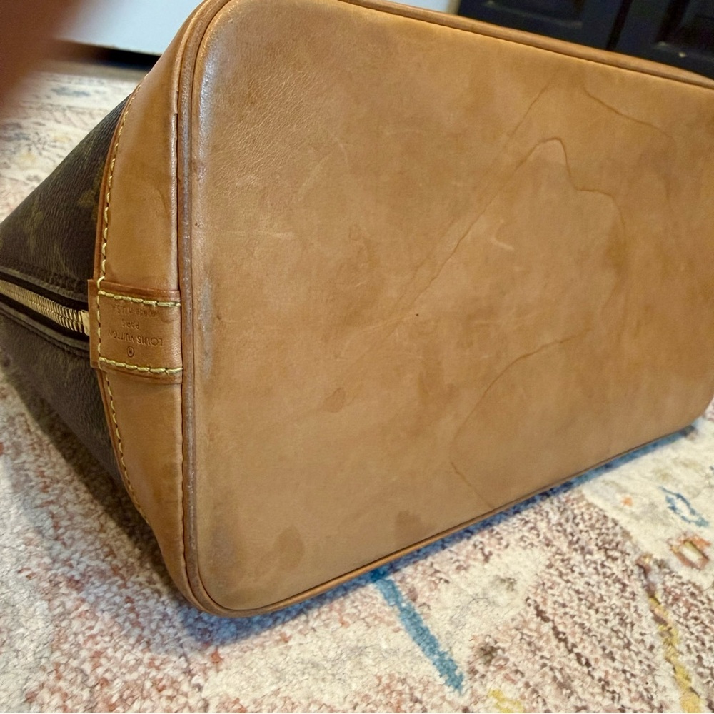 Vintage Classic Louis Vuitton Alma PM - Picture 12 of 15